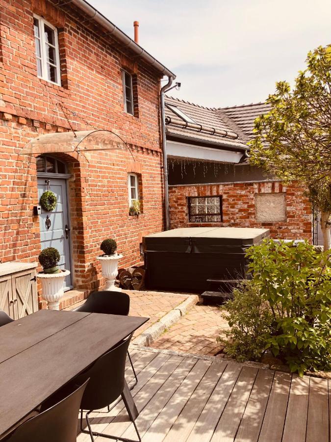 Alte Schmiede Mit Sauna, Pool Und Whirpool Im Aussenbereich Schoenstes Ferienhaus Der Lausitz Elsterheide Luaran gambar